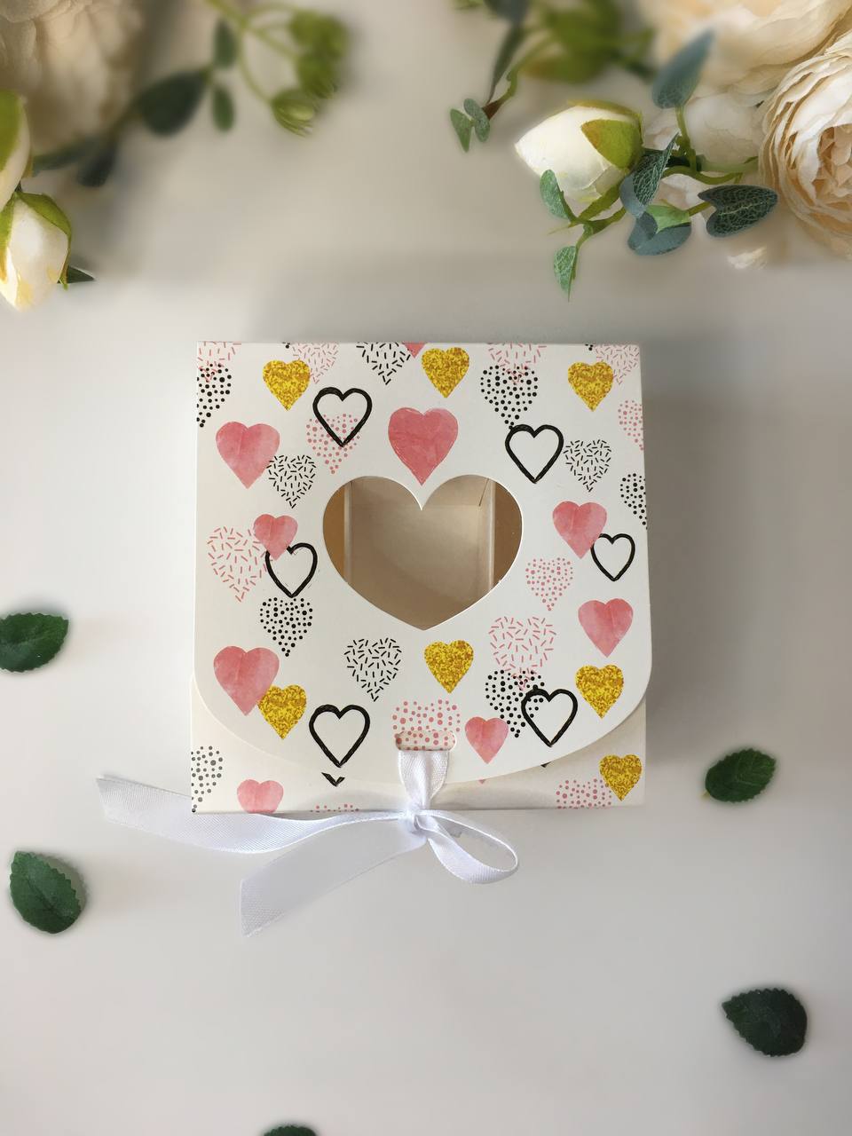 Упаковка под 9 конфет/подарок "Разноцветные сердечки" — изображение 3